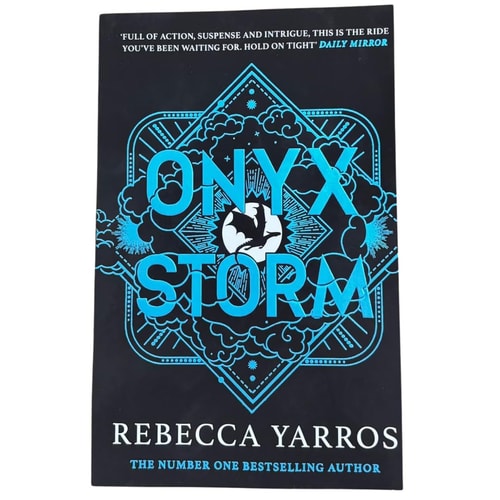 Onyx Storm - Discover the Follow-Up to the Global Phenomenons, Fourth Wing and Iron Flame!
